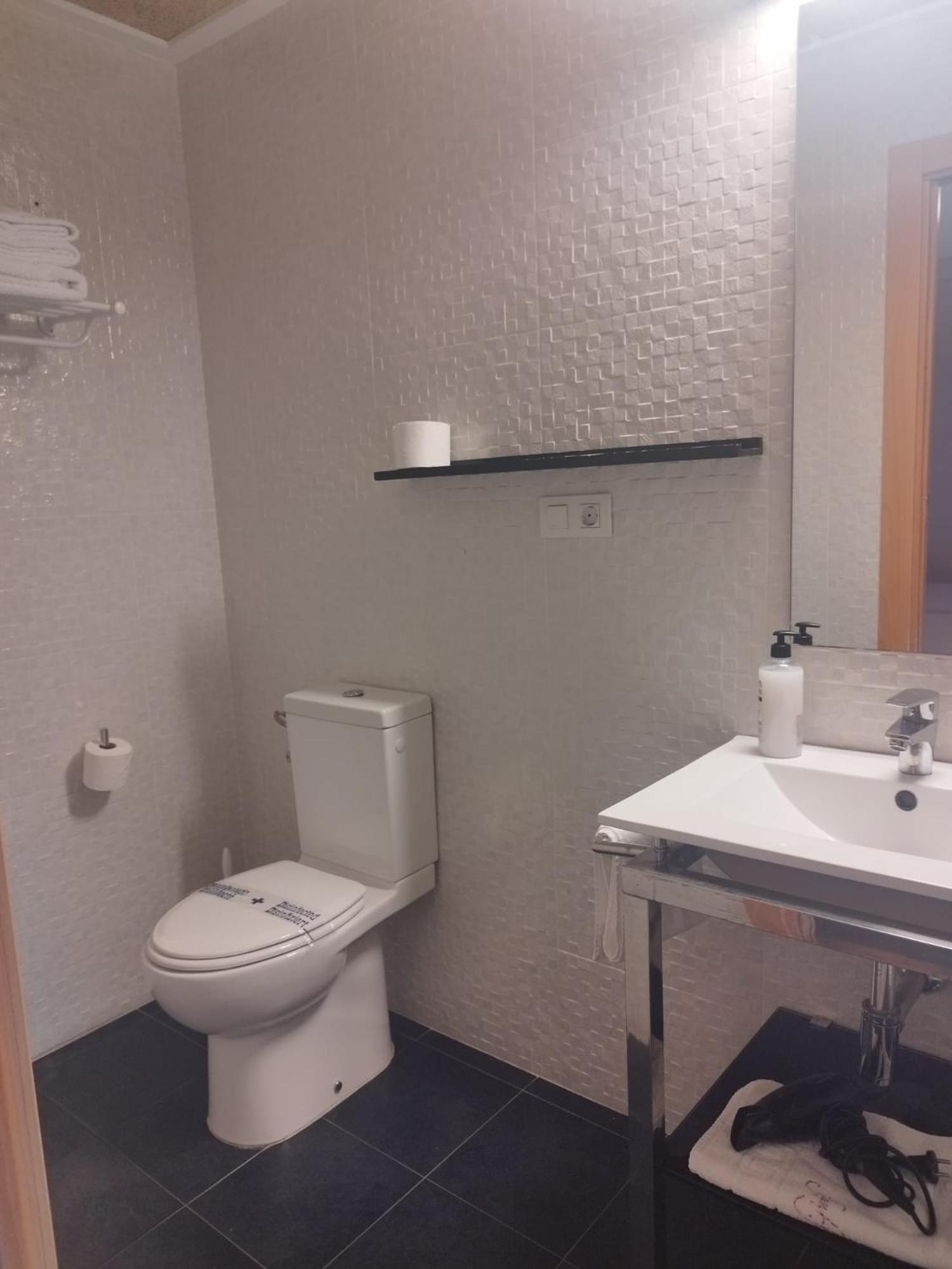 Hello Villarreal Suites Vila-real Экстерьер фото